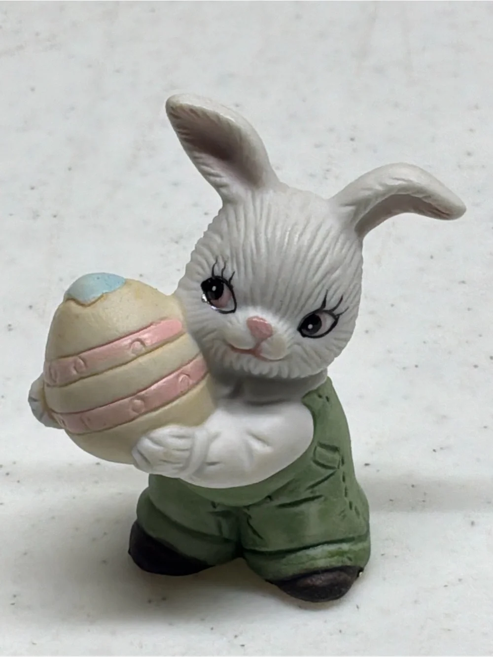 Homco Set of 4 Easter Bunnies In Open Box